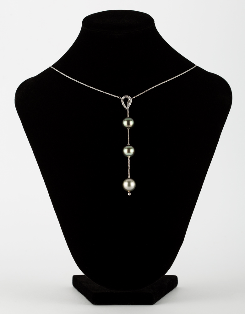 Colier din aur alb de 18k cu perle tahiti si diamante naturale
