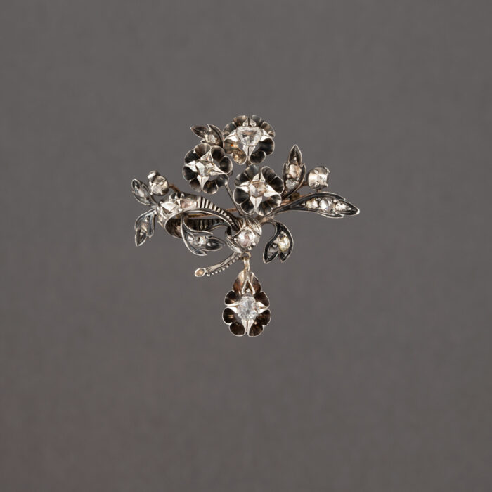 Set din perioada Victoriana din aur de 14k si argint cu diamante naturale