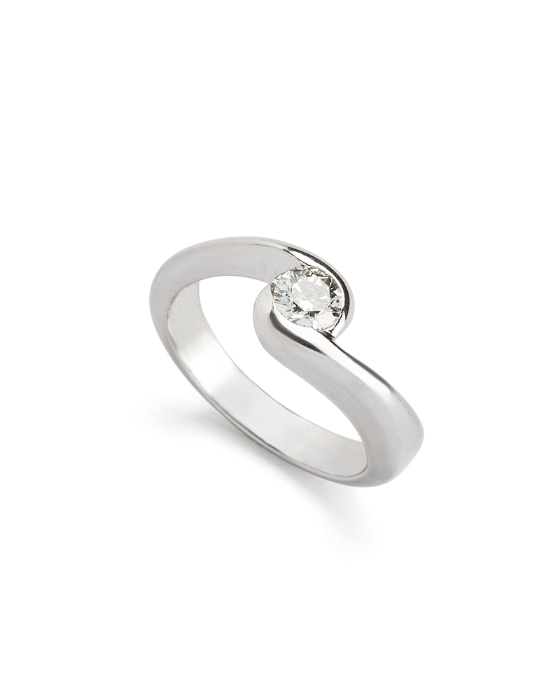 Inel din aur alb de 18k cu diamant 0.50ct