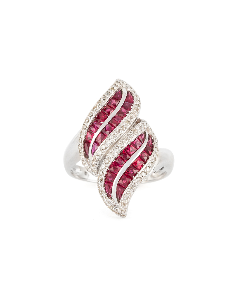 Inel din aur alb de 18k cu rubine si diamante naturale
